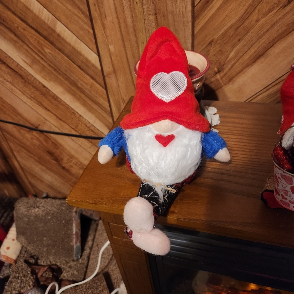 Handmade Gnomes - Picture 4 of 5